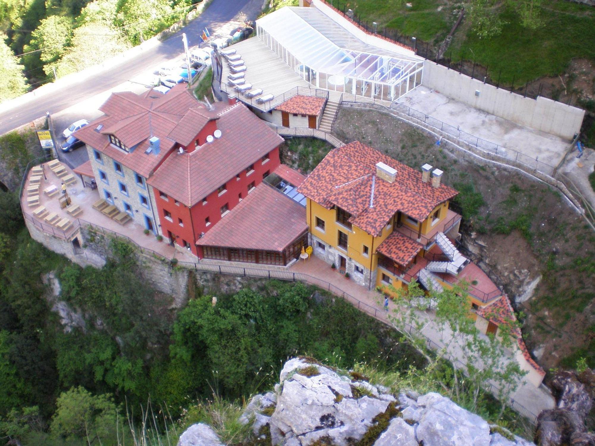 Hotel Puente Vidosa Amieva Exterior foto